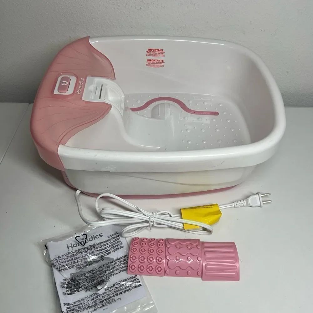 HoMedics Pink Bubble Bliss Deluxe Foot Bath Spa NWOT